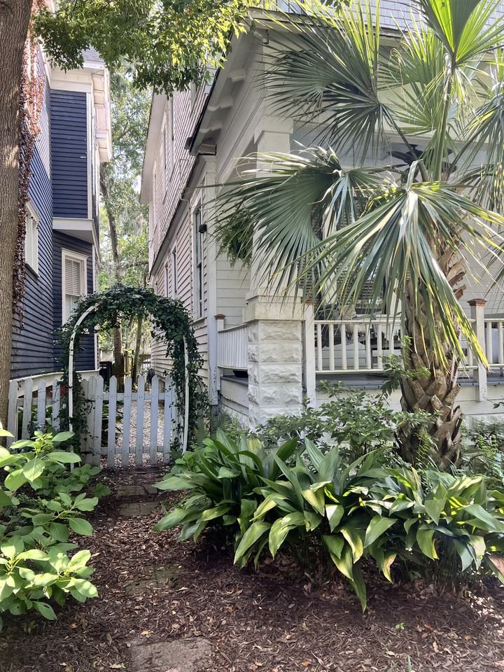 903 E Henry St #NA - Photo 7 of 13