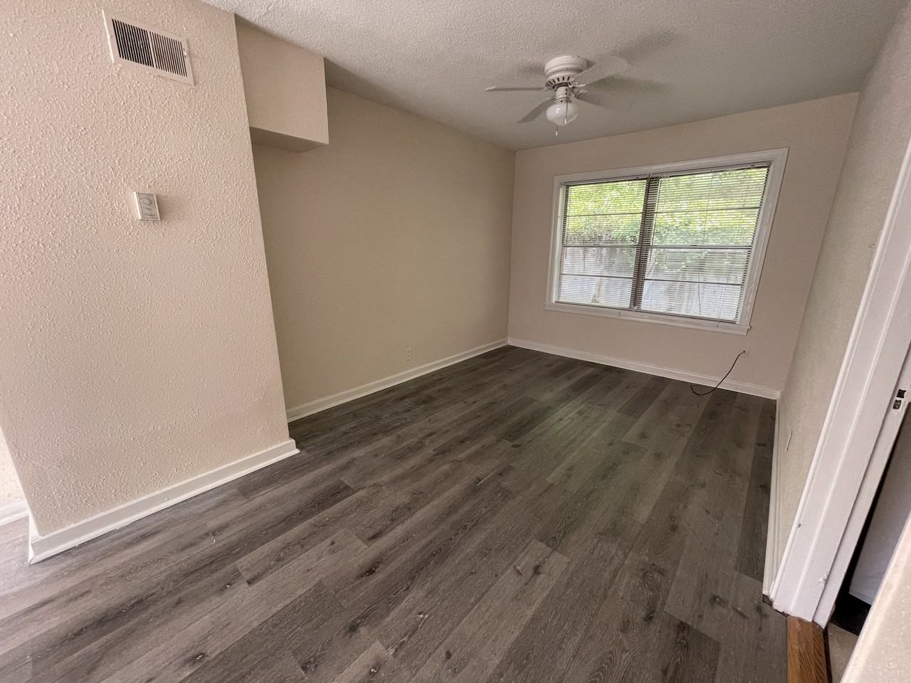 1641 Valley Ave #F - Photo 5 of 22