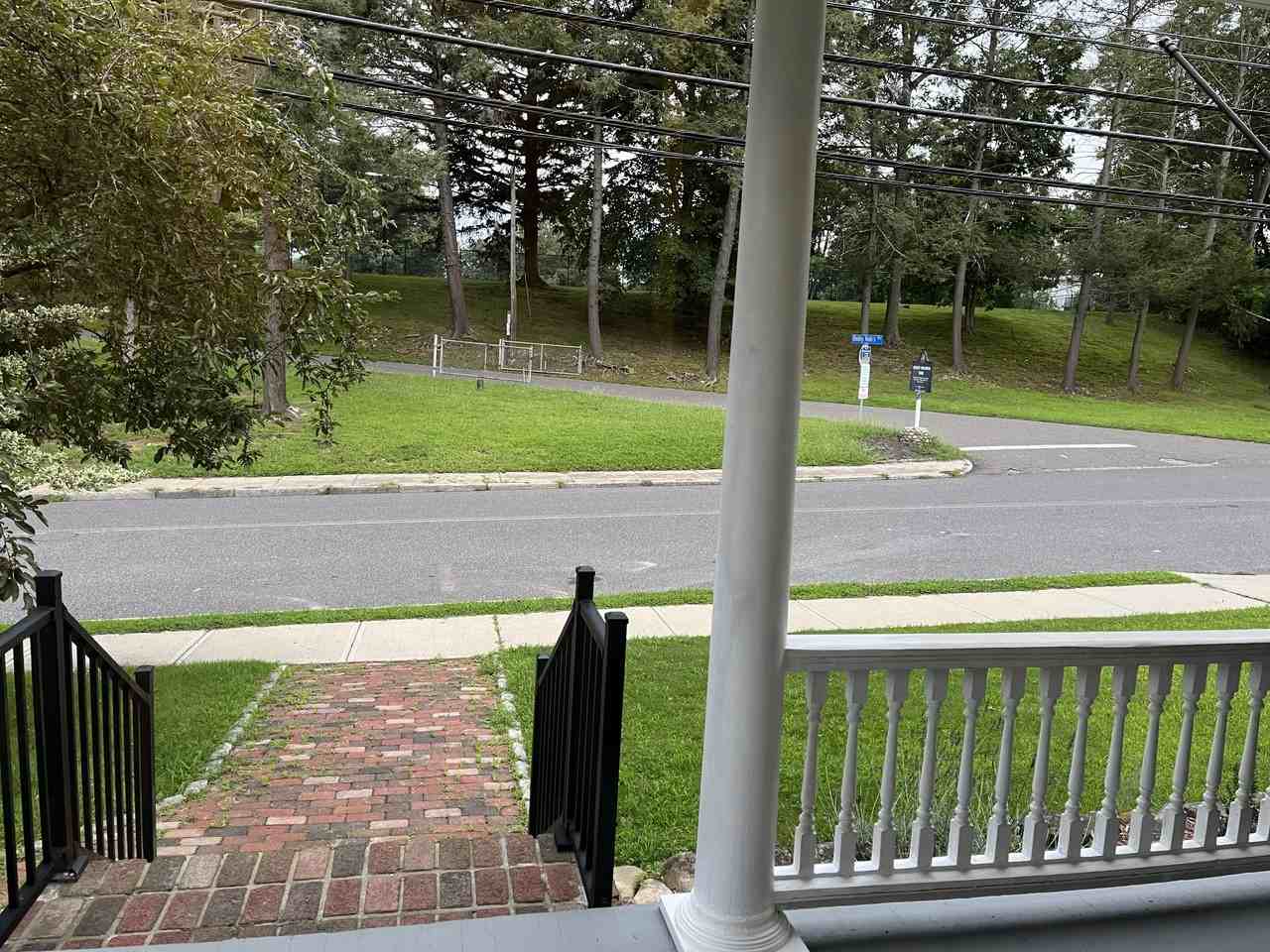 62 Spruce St #1 - Photo 4 of 23