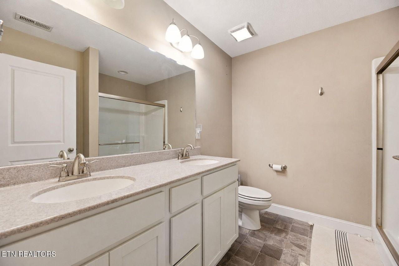 1635 Silver Spur Ln #NA - Photo 6 of 12