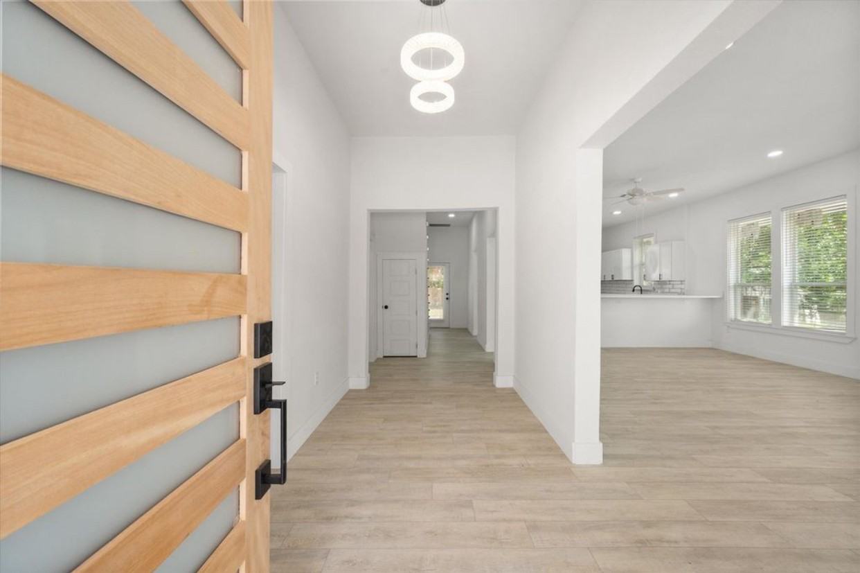 1414 W 2nd Ave #NA - Photo 5 of 13