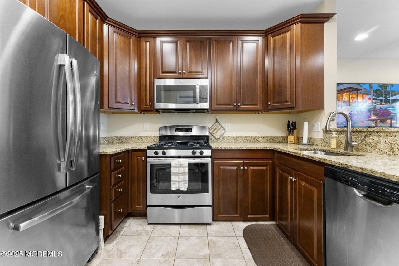 36 Kyle Dr #NA - Photo 2 of 19