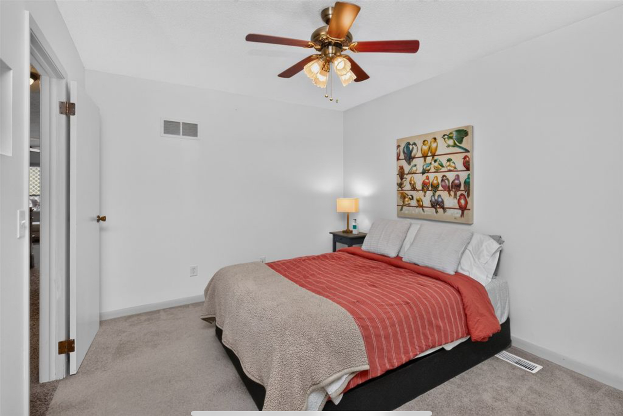 1410 Nw Pebble Dr #NA - Photo 5 of 19