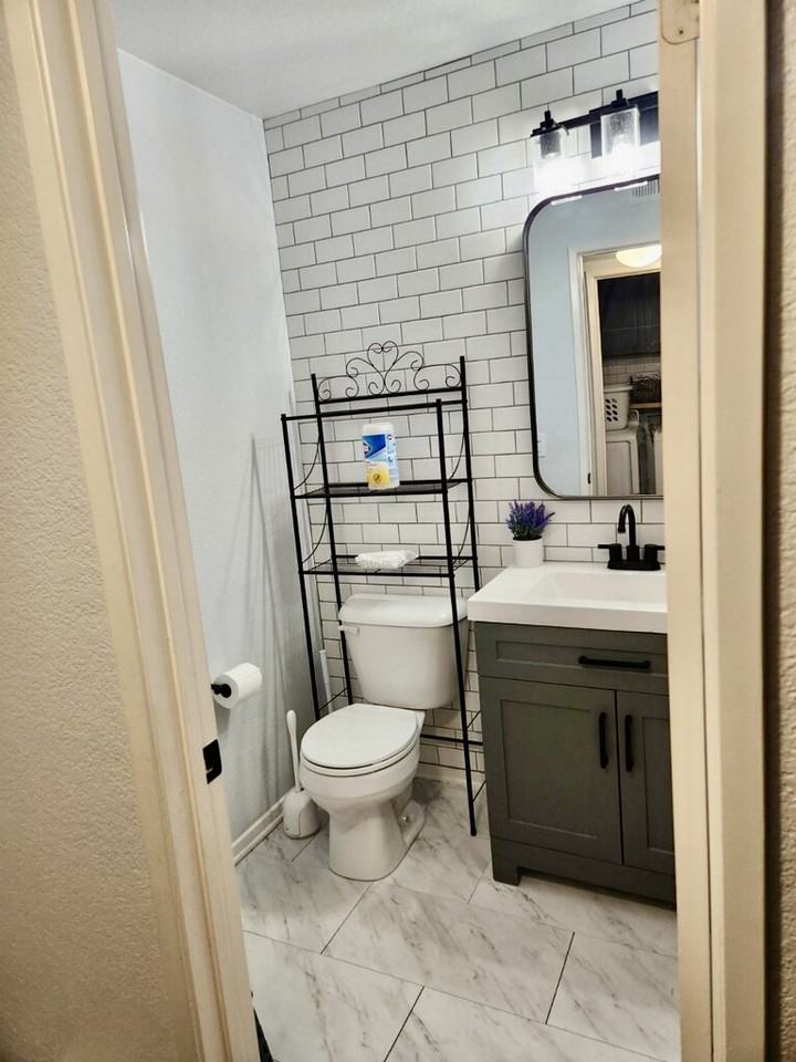 606 Kitty Hawk Dr #NA - Photo 6 of 13