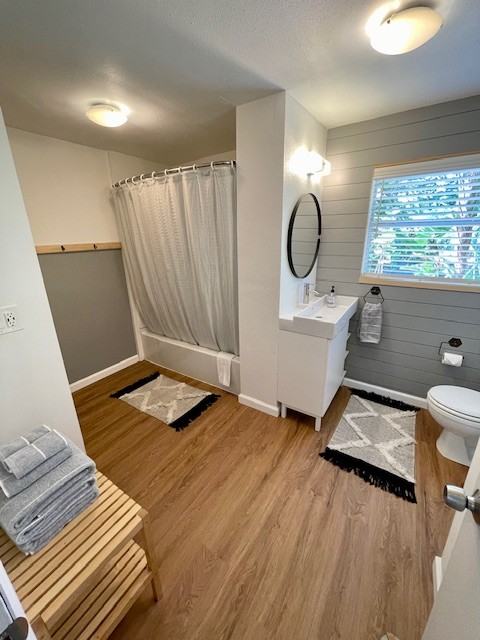 1212 Doctor Ml King Junior Street North #NA - Photo 2 of 12