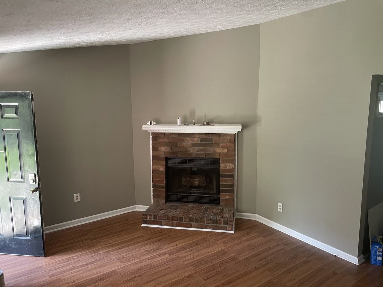 365 Riverbrook Ct #NA - Photo 5 of 13