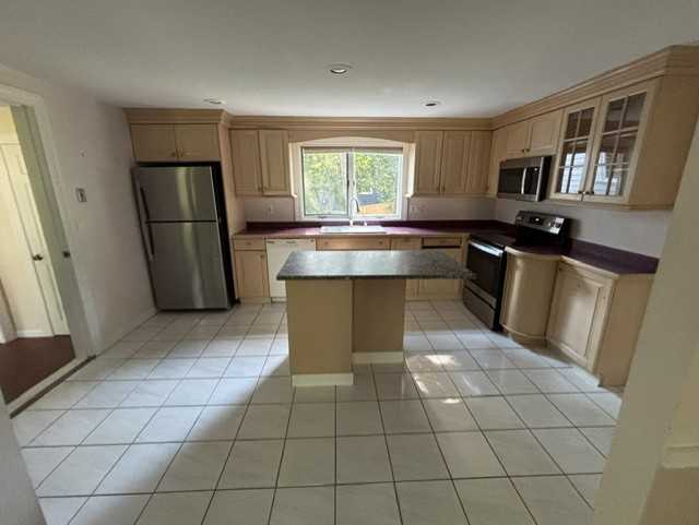 348 Nayatt Rd #NA - Photo 3 of 7