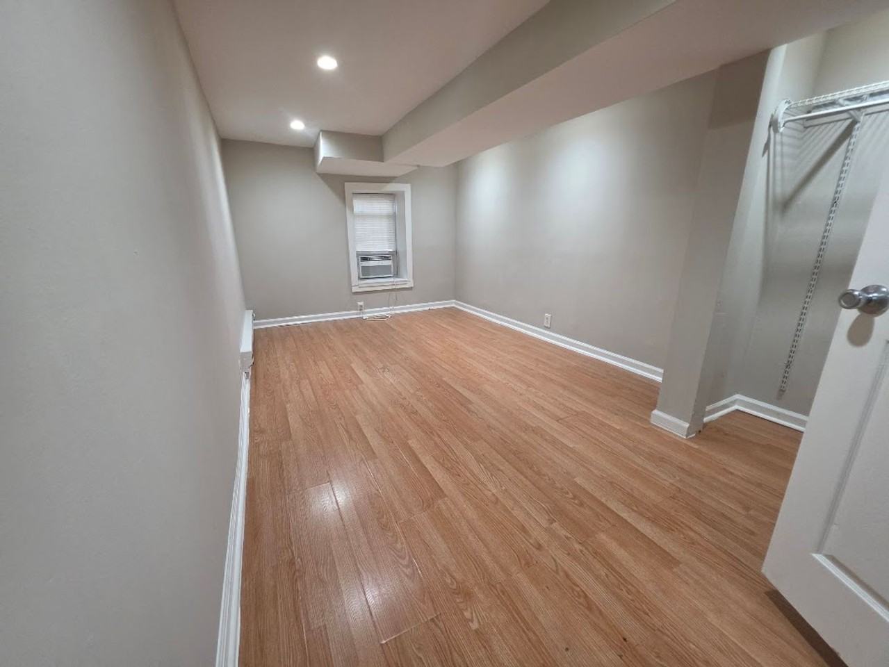 6228 Georgia Ave Nw - Photo 5 of 10