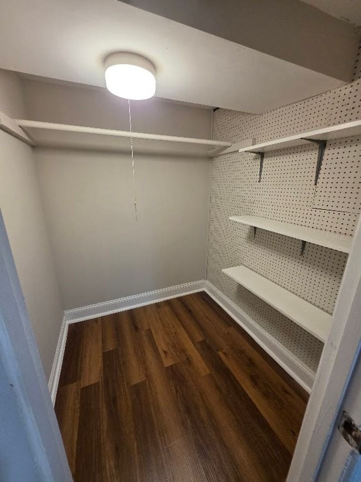 6228 Georgia Ave Nw - Photo 6 of 10