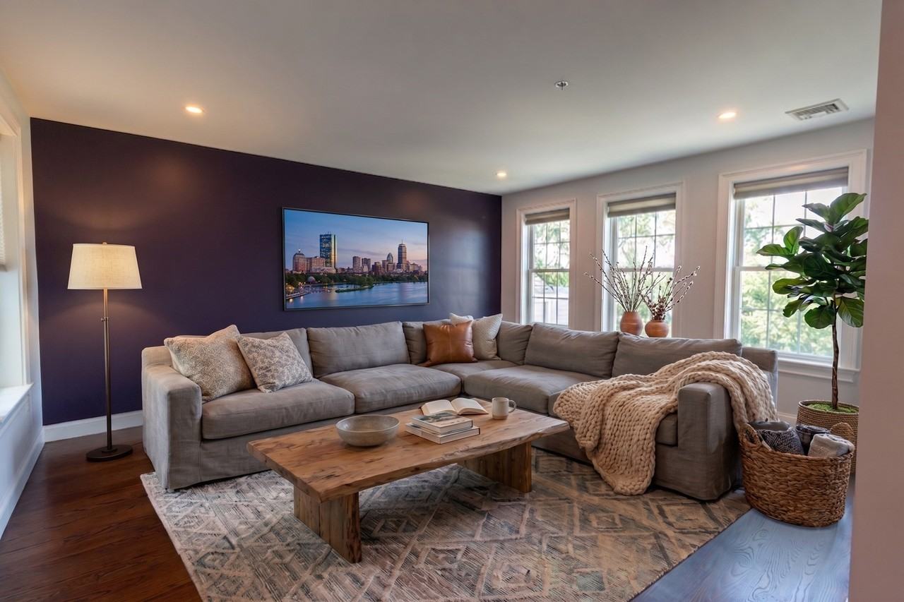 27 Suffolk St #3 - Photo 6 of 21