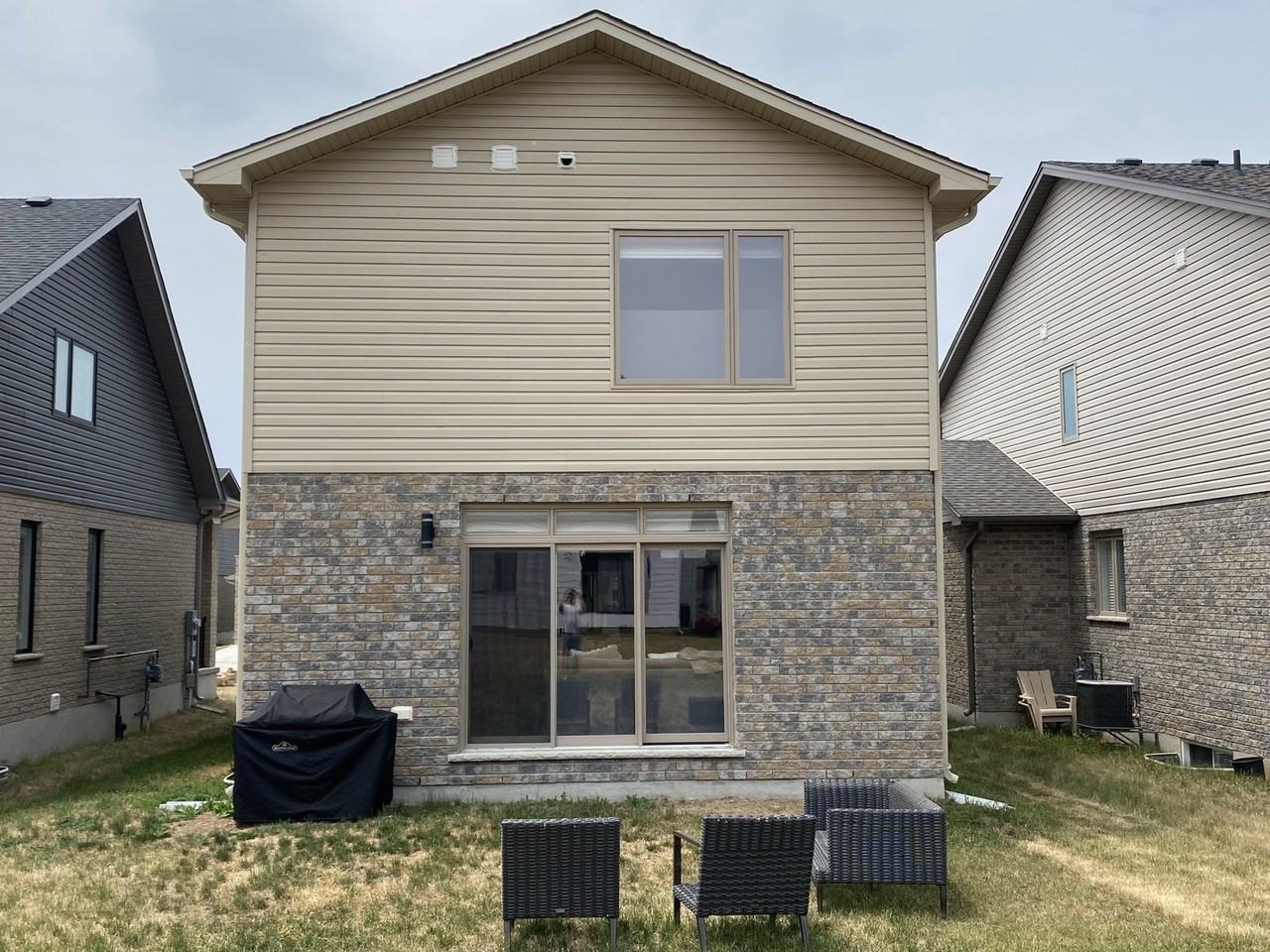 417 Edgevalley Rd - Photo 2 of 18