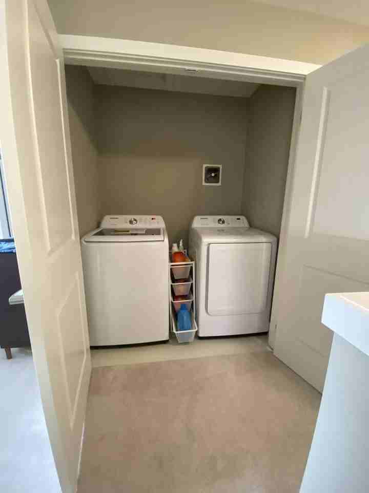 417 Edgevalley Rd - Photo 7 of 18