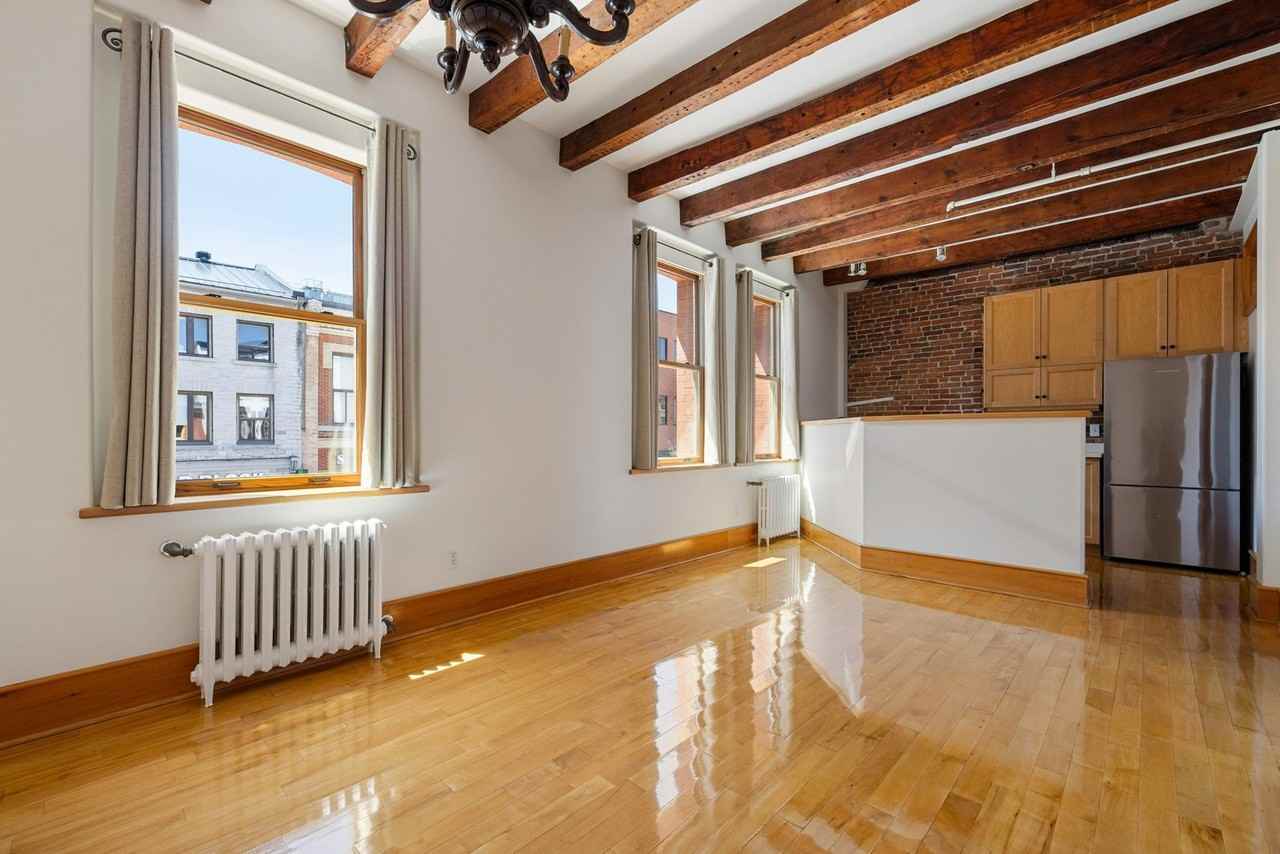 83 Princess St - Photo 4 of 10
