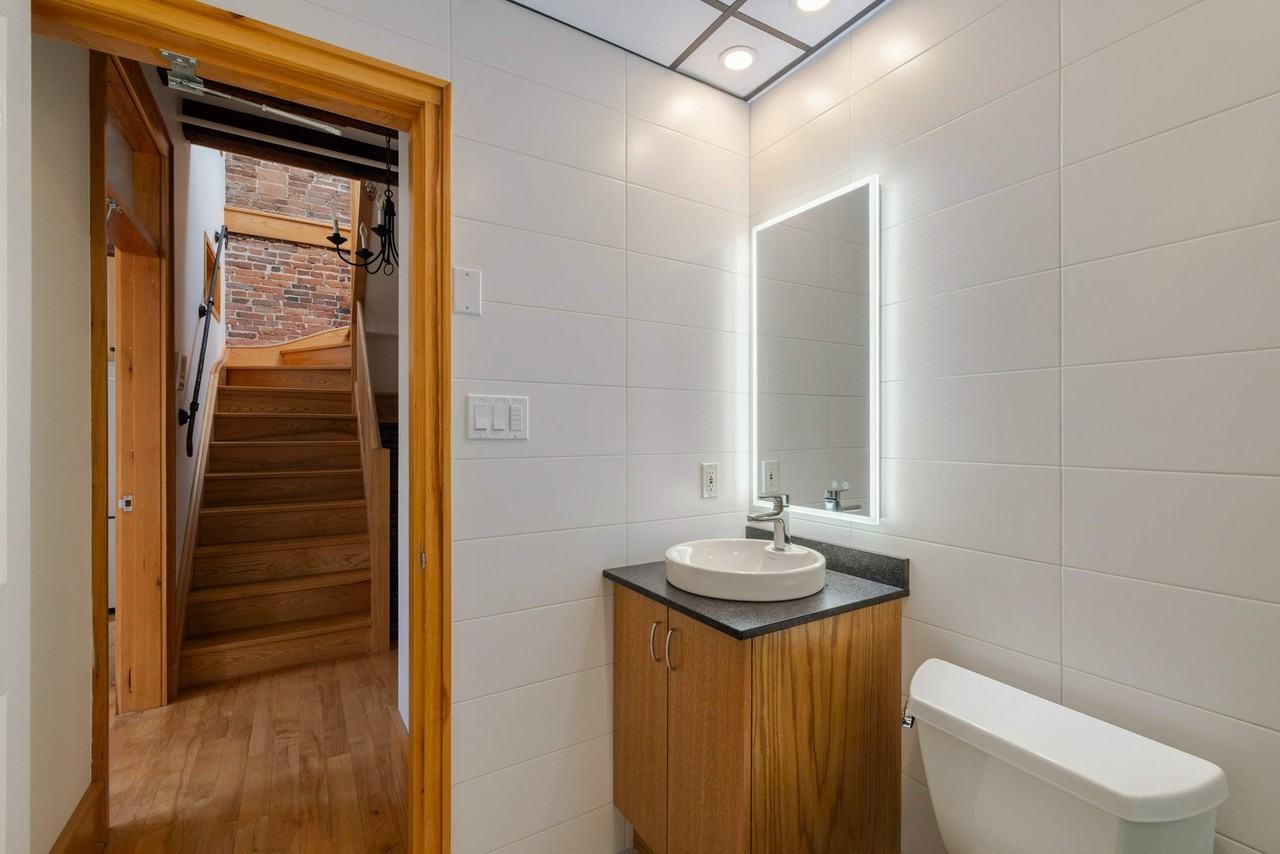 83 Princess St - Photo 7 of 10