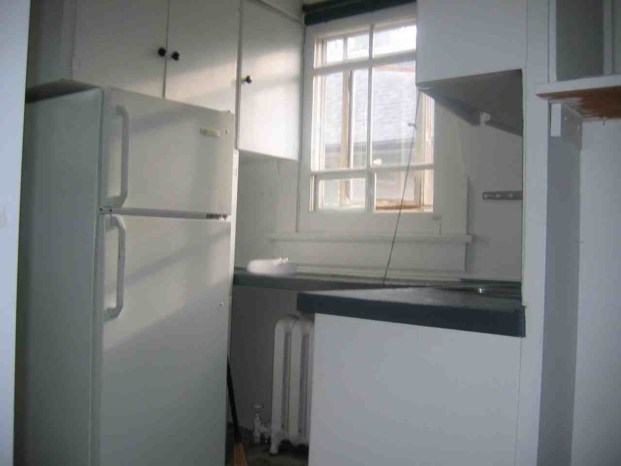 608 Gertrude Ave - Photo 3 of 15