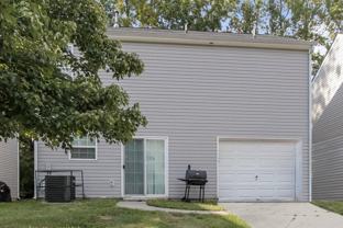 3900 Glory St - Photo 1 of 1