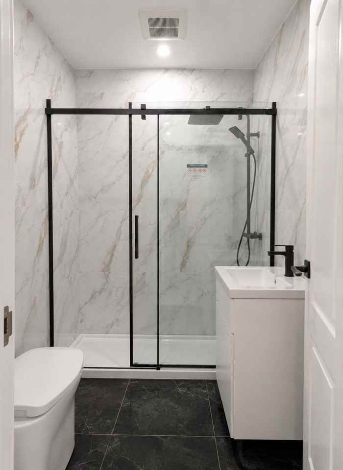 3426 Rue Hutchison — photo 3
