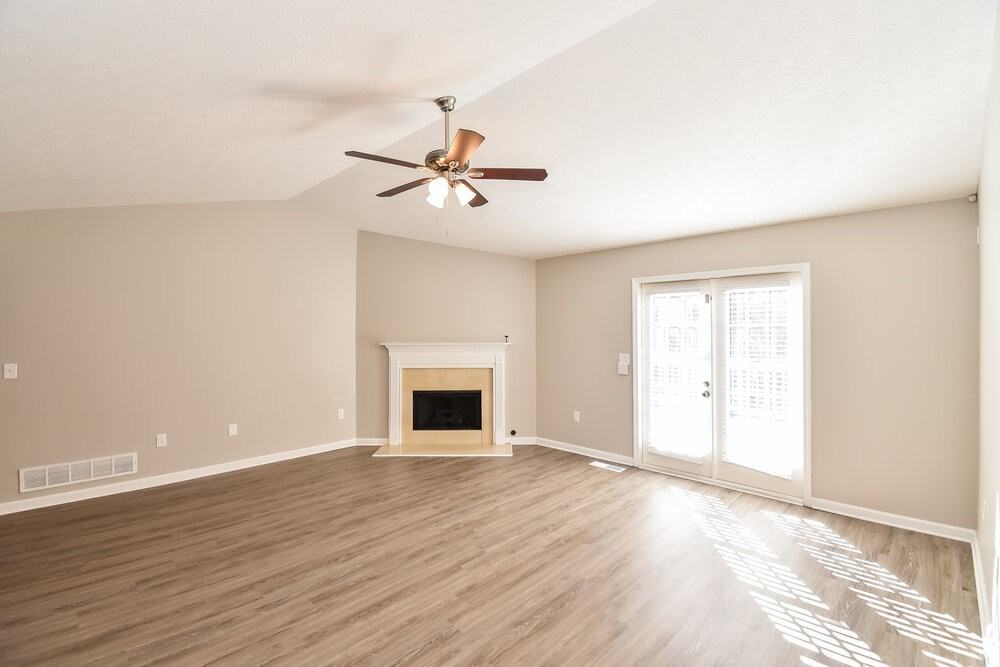 6376 Melrose St #1 - Photo 5 of 16