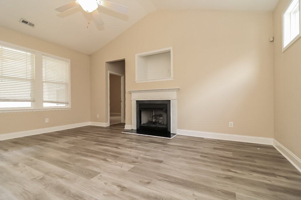 84 Denby Cir - Photo 3 of 16