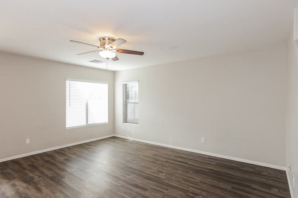 16761 W Maricopa St - Photo 4 of 18