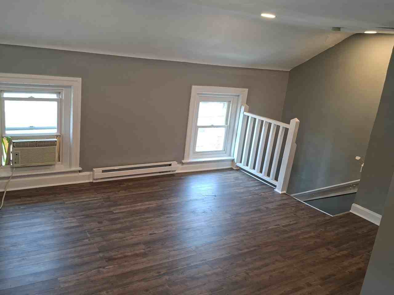 544 Cherry St #2 - Photo 2 of 9
