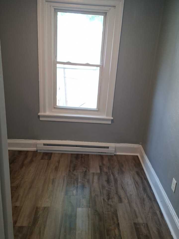 544 Cherry St #2 - Photo 5 of 9