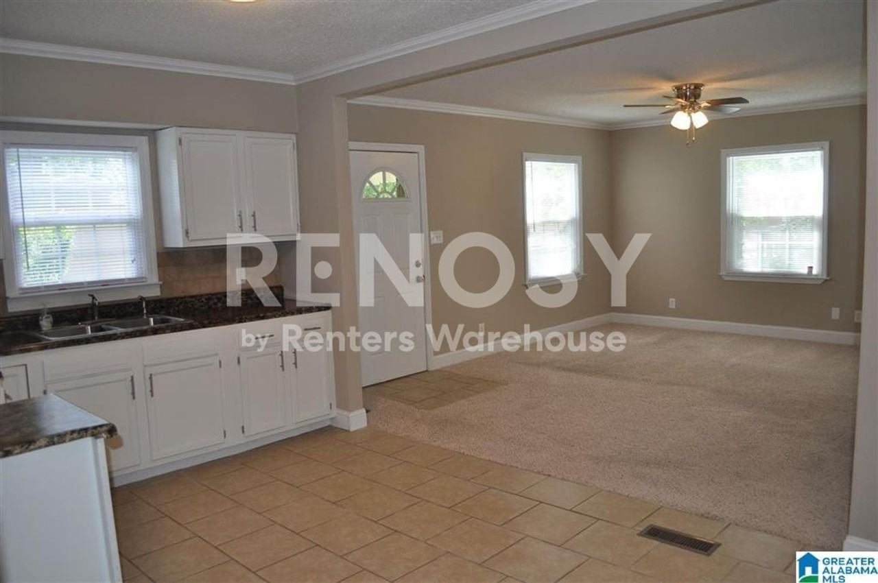 1620 Alemeda Ave Sw - Photo 2 of 4