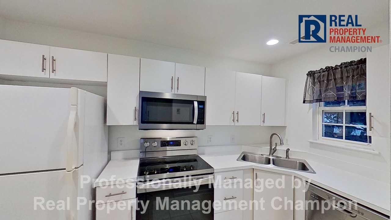 3825 Mayfield Ct - Photo 5 of 20