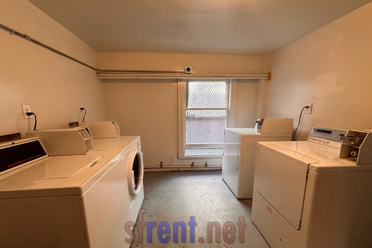 138 Hyde St - Photo 2 of 2