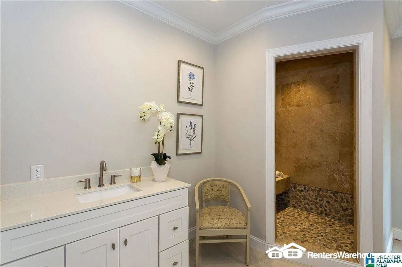 4505 Buttewoods Ln - Photo 6 of 31