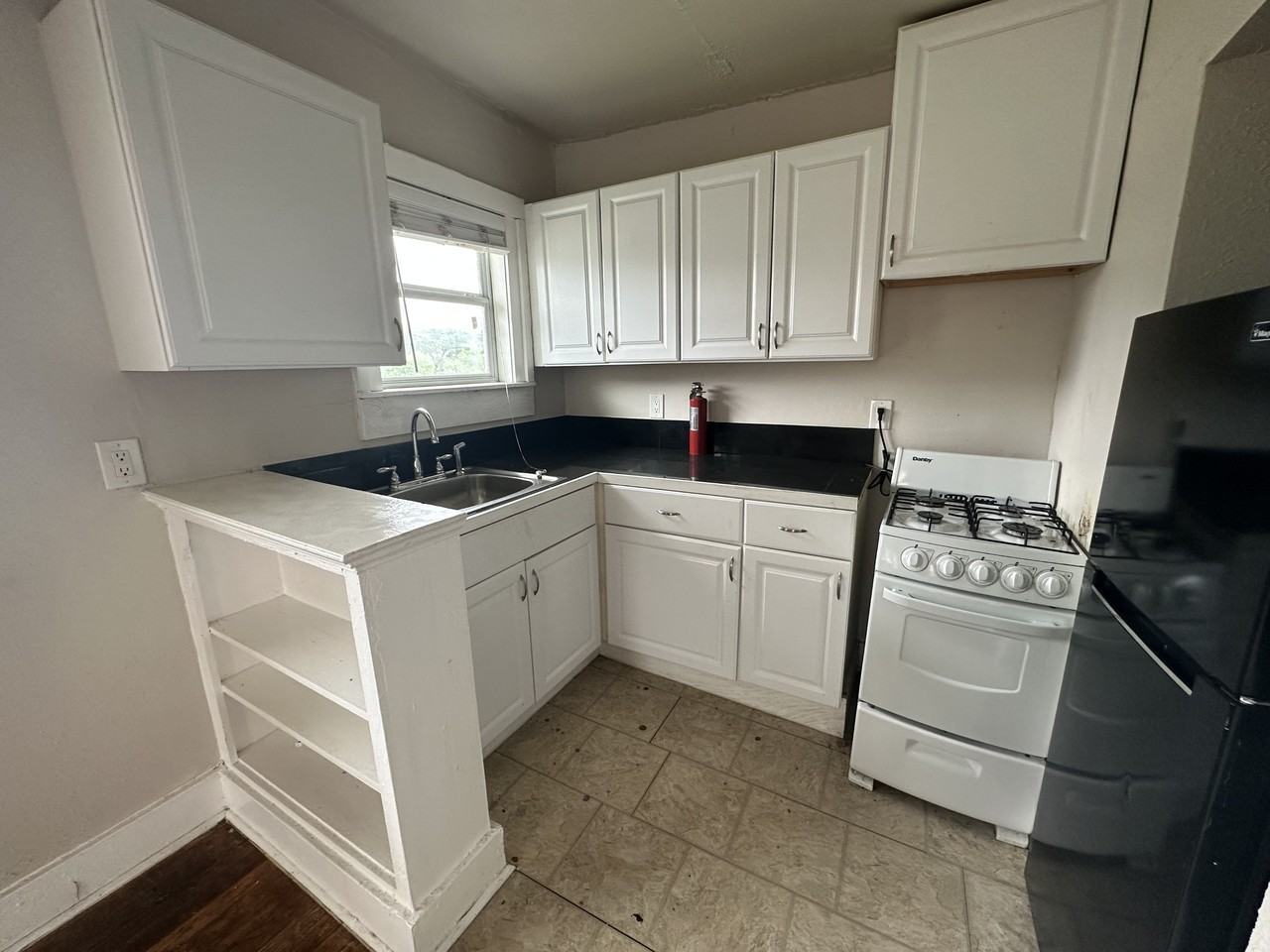 1630 Holman20 #1630-20 - Photo 5 of 16