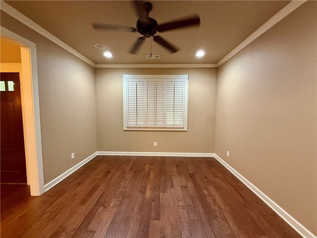 2590 E Carnation Ct - Photo 4 of 47