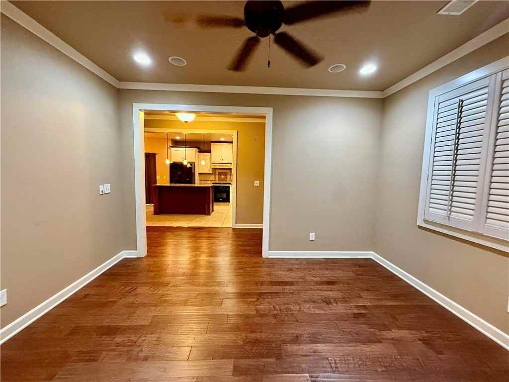 2590 E Carnation Ct - Photo 5 of 47