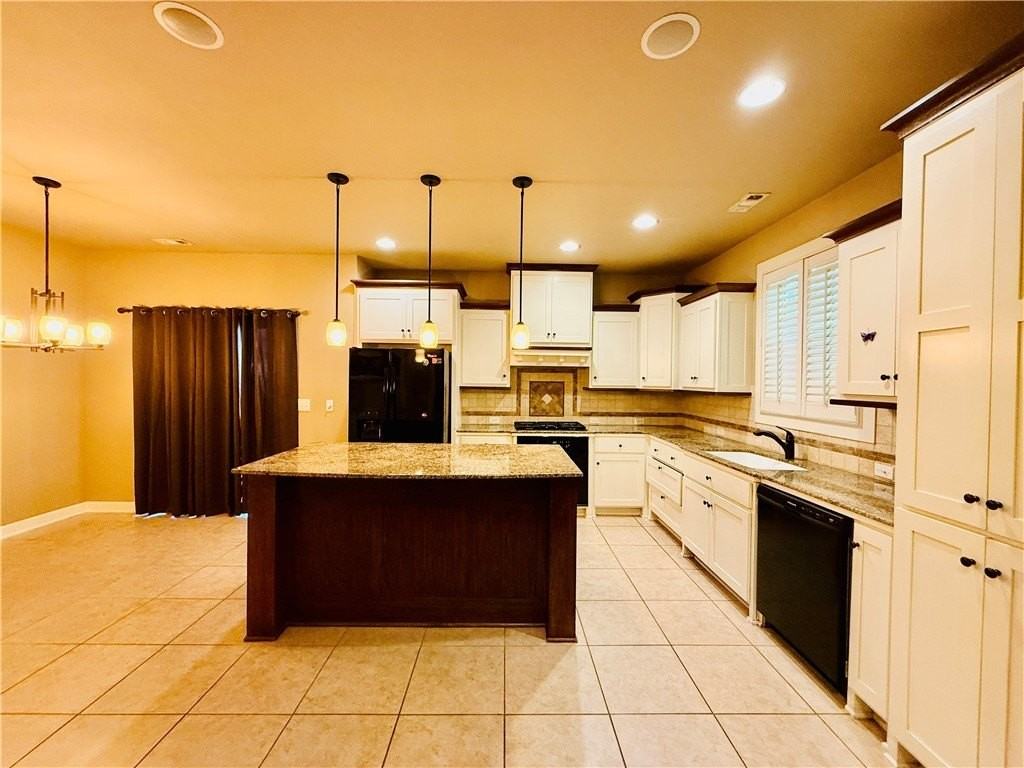 2590 E Carnation Ct - Photo 6 of 47