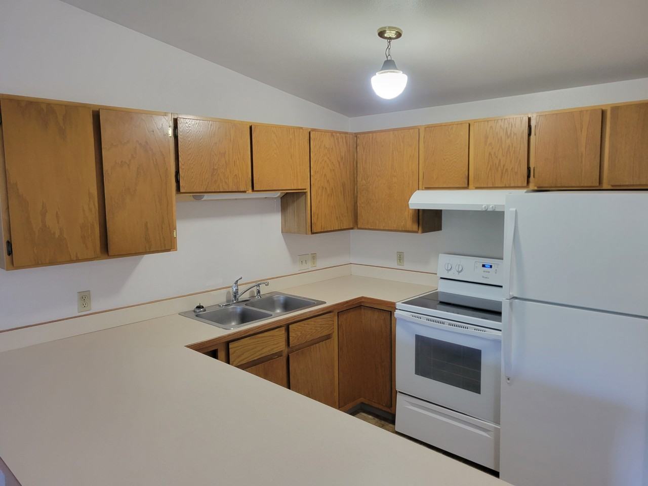 115 Tyler Way - 1Unit C #1 - Photo 5 of 18
