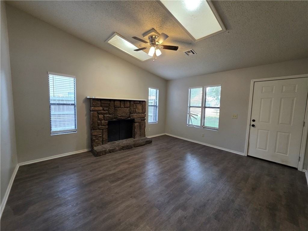 1008 Turtle Creek Dr - Photo 2 of 17