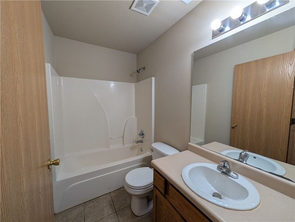 605 Cedar Brook Ct - Photo 5 of 12