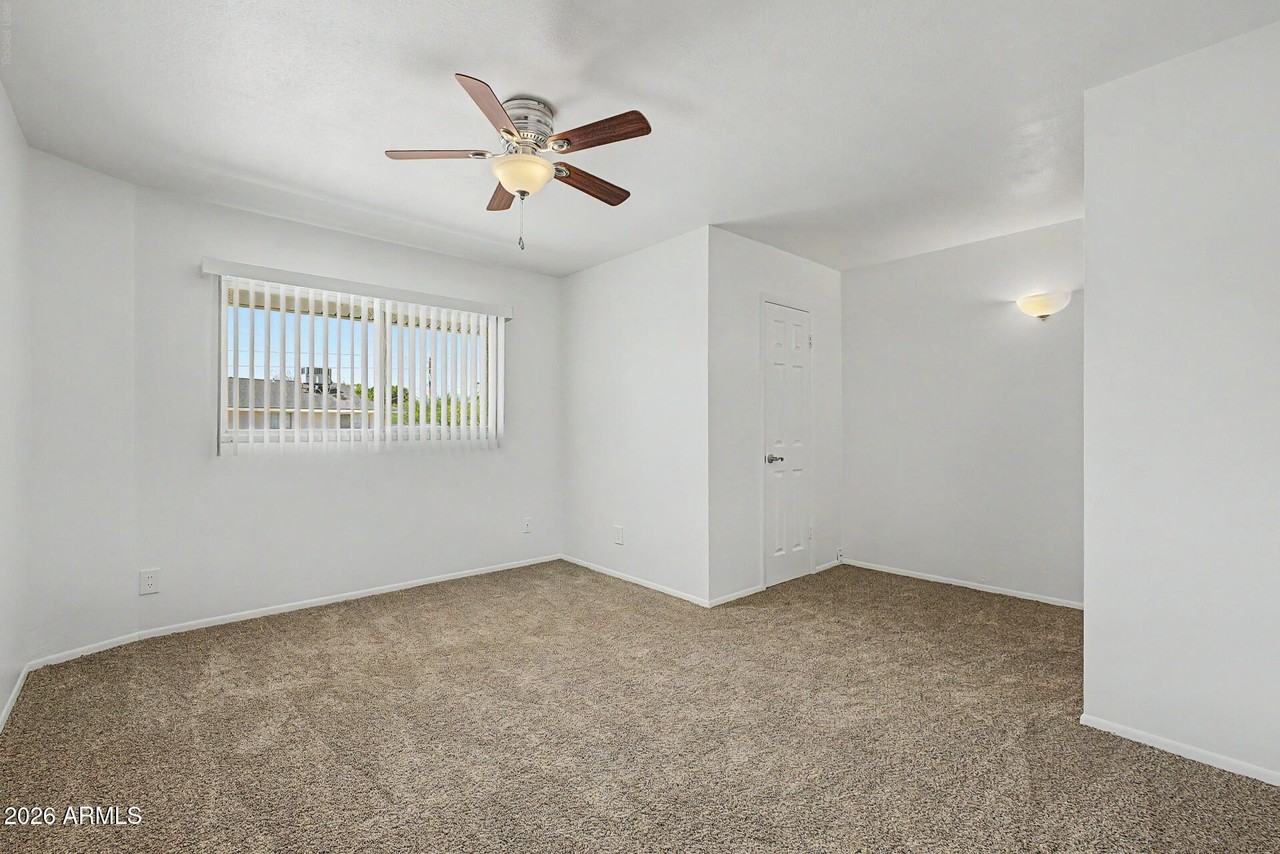 8510 E Montebello Ave - Photo 5 of 22