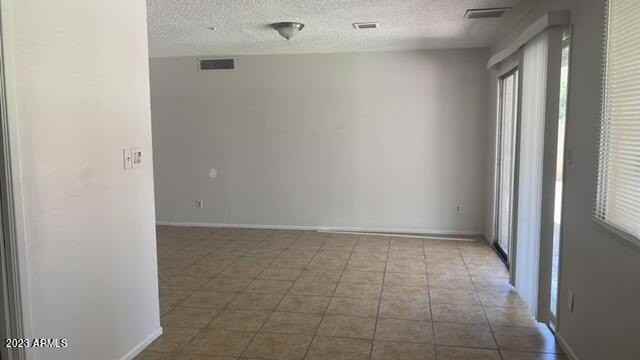 2918 W Glendale Ave - Photo 7 of 12
