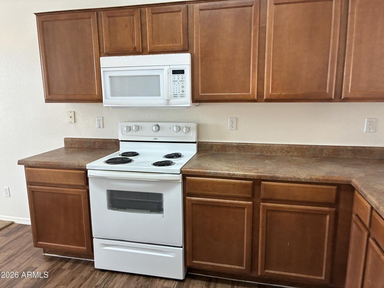 24032 W Pecan Rd - Photo 6 of 31
