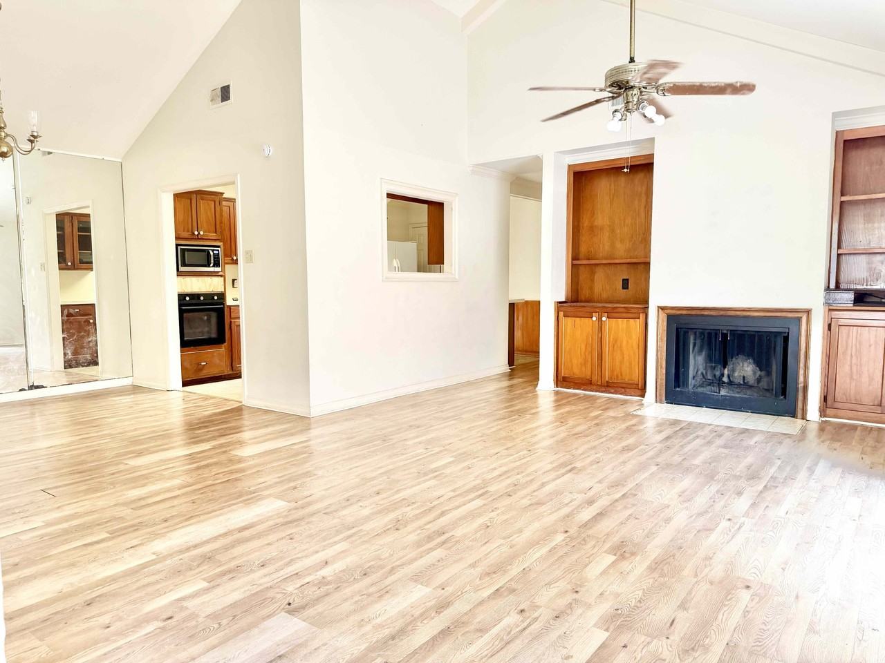 145 Croydon Ave #1 - Photo 3 of 11