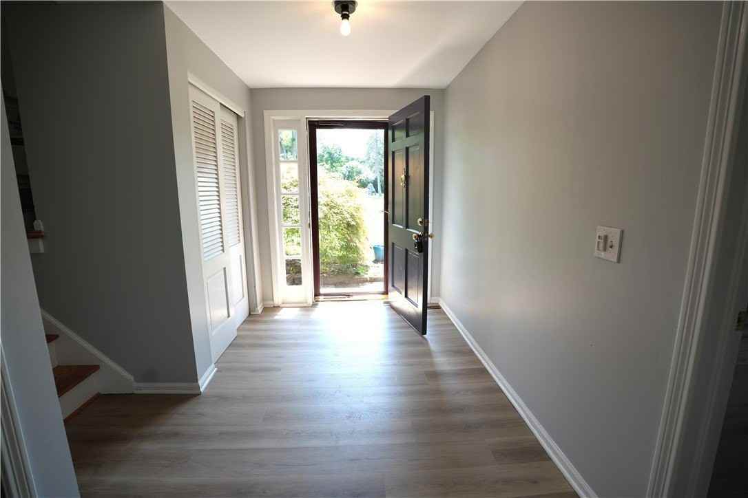 28 Candlewood Dr - Photo 6 of 40