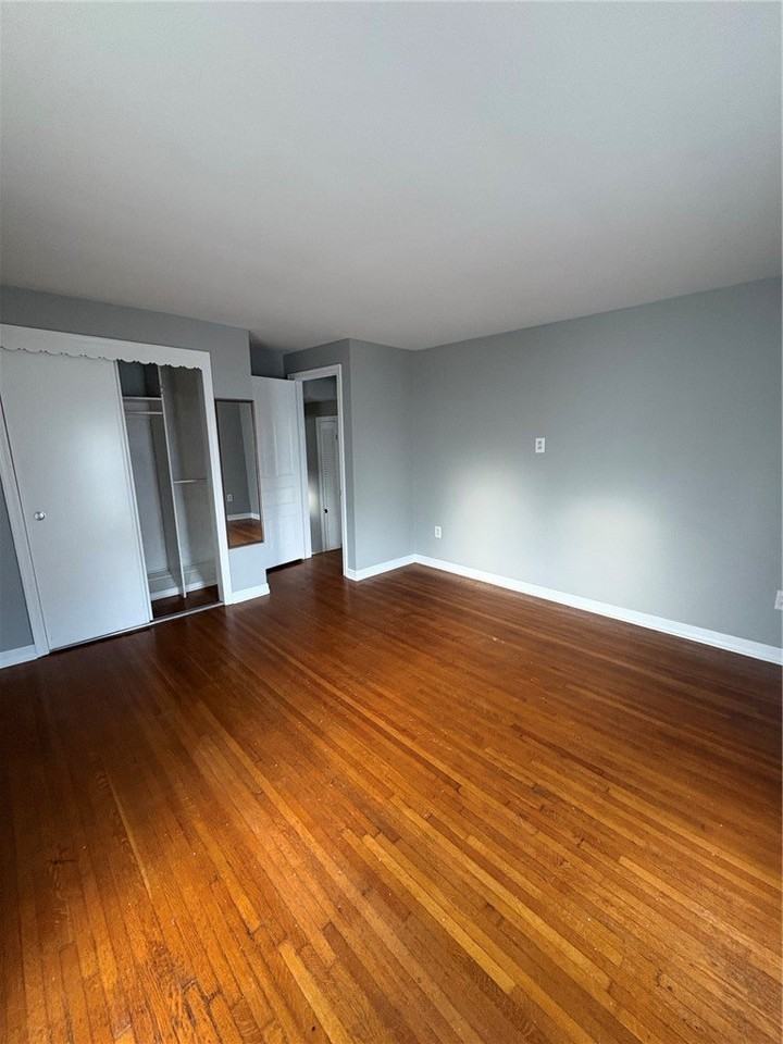 108B Orchard St - Photo 6 of 8