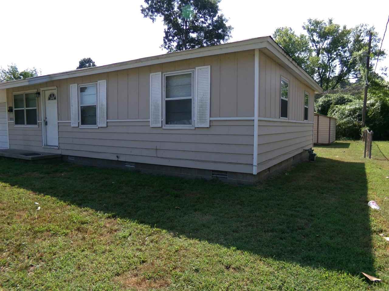 1016 Roseclair Dr - Photo 2 of 20