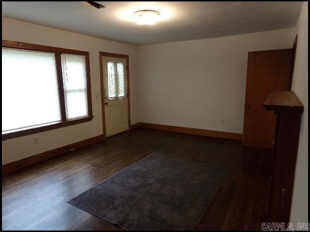 1469 Scott St - Photo 3 of 17