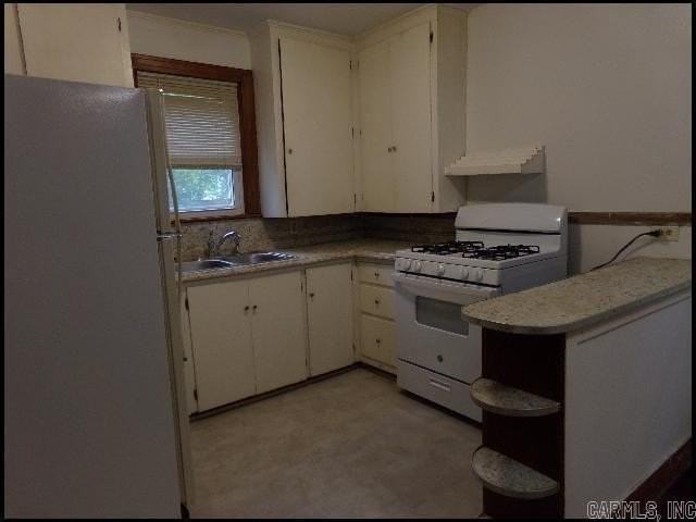 1469 Scott St - Photo 6 of 17
