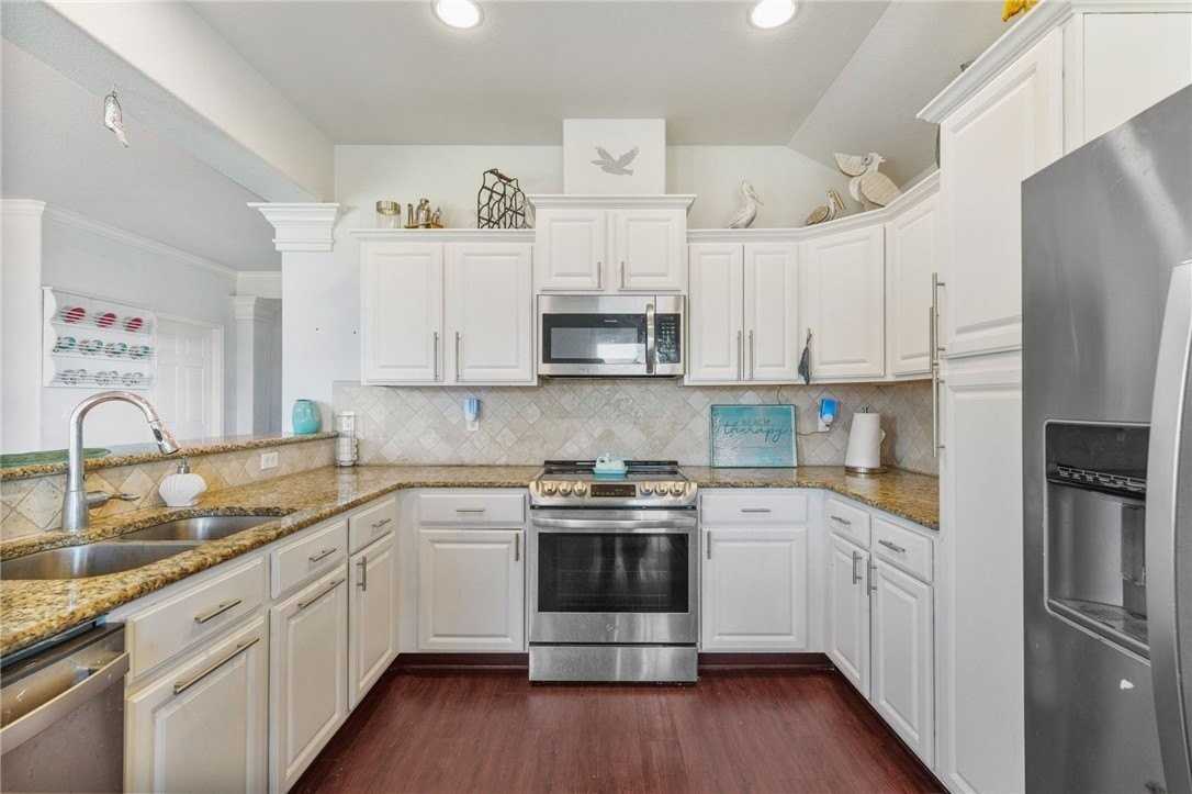 1000 Imperial St - Photo 5 of 17