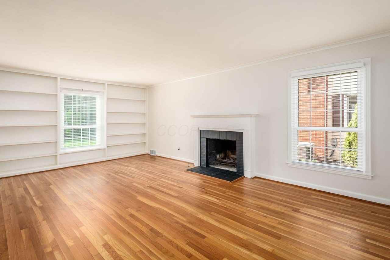 2559 Welsford Rd - Photo 5 of 47