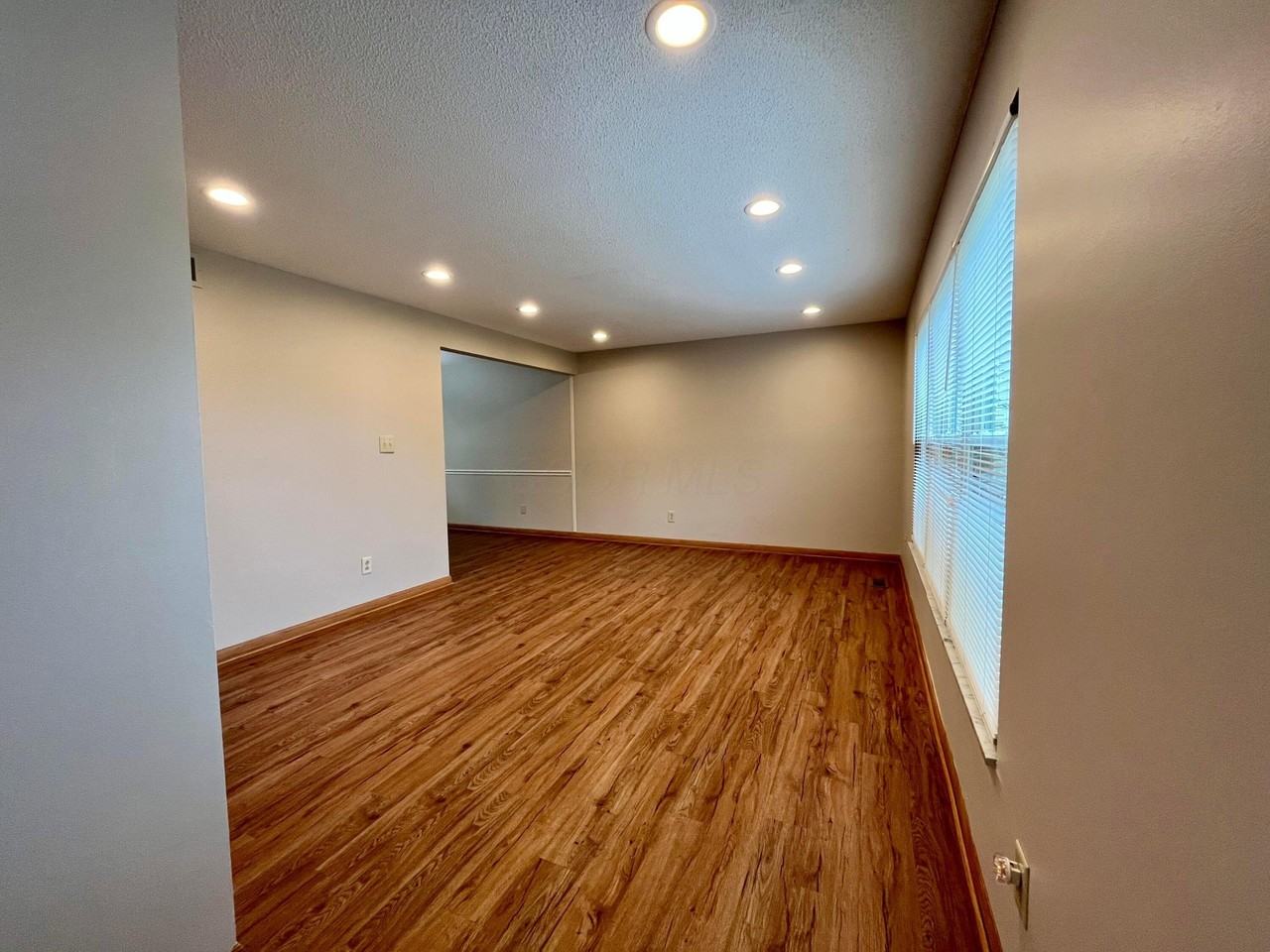 2775 Amana Ct - Photo 2 of 29
