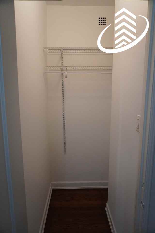422 W Melrose St #424-15B - Photo 2 of 31